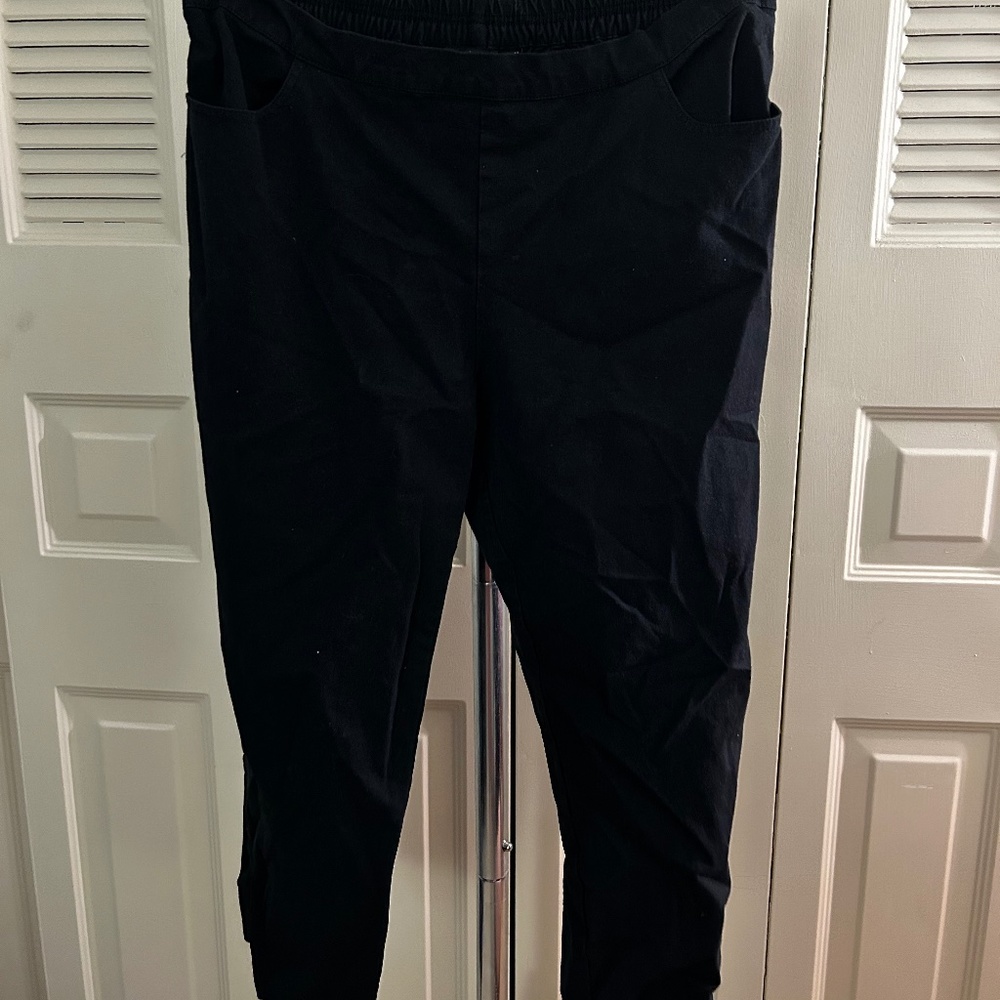 X-Large Black Isaac Mizrahi Straight Leg Pants